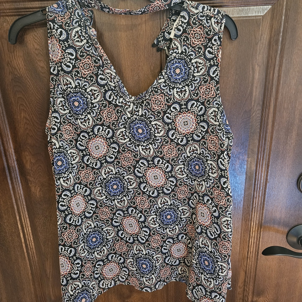 BB Dakota Black and Blue Floral Blouse